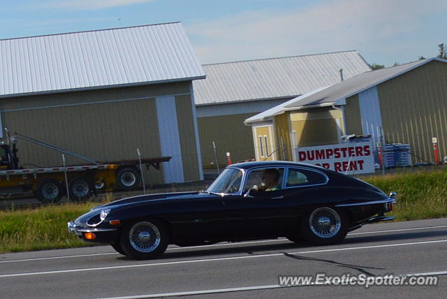 Jaguar E-Type spotted in Ontario, New York