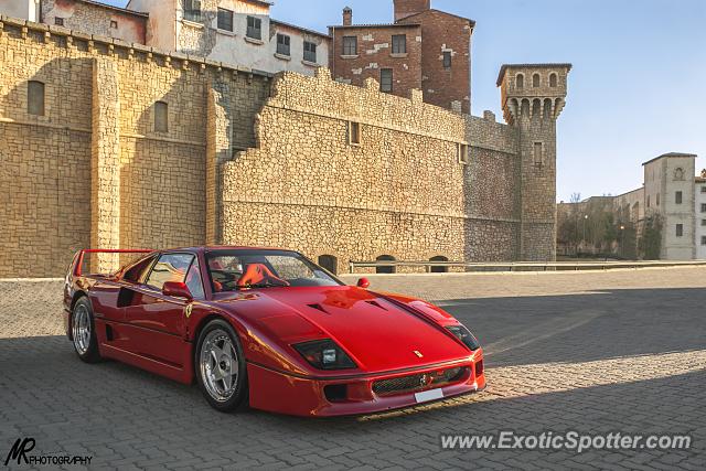 Ferrari F40 spotted in Fourways, South Africa