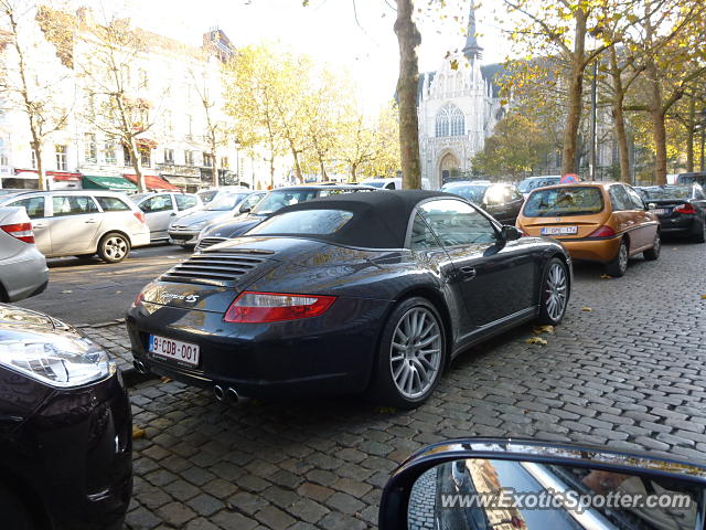 Porsche 911 spotted in Brussels, Belgium