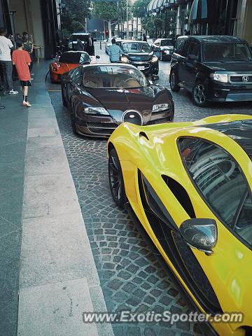 Mclaren P1 spotted in Beverly hills, California