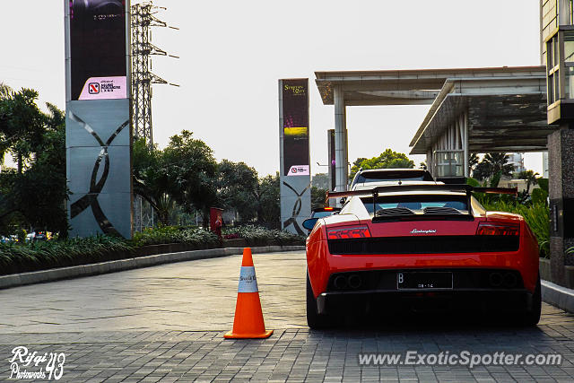 Lamborghini Gallardo spotted in Jakarta, Indonesia