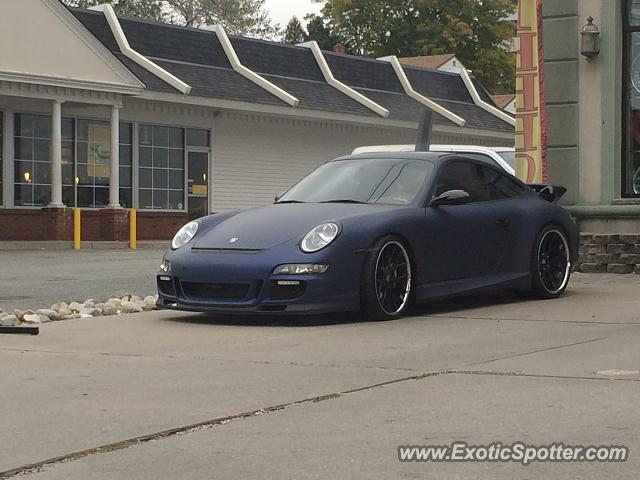 Porsche 911 GT3 spotted in Fort lee, New Jersey