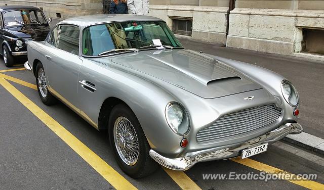 Aston Martin DB5 spotted in Zurich, Switzerland