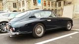 Aston Martin DB4