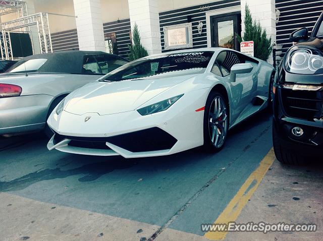 Lamborghini Huracan spotted in Houston, Texas