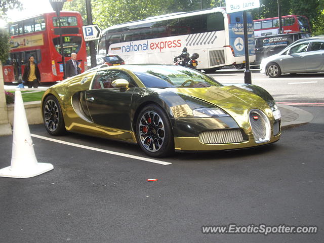 Bugatti Veyron spotted in London, United Kingdom