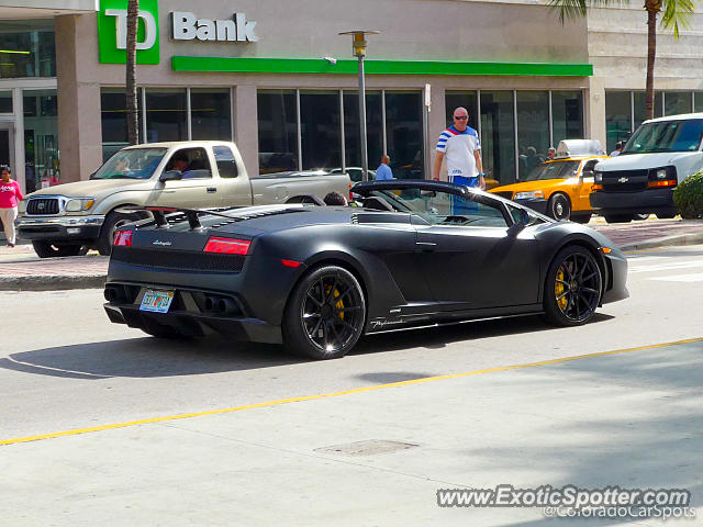 Lamborghini Gallardo spotted in Miami Beach, Florida