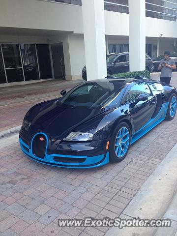Bugatti Veyron spotted in South Beach, Florida