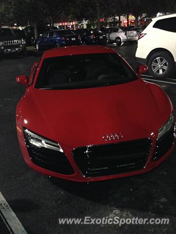Audi R8 spotted in South Beach, Florida