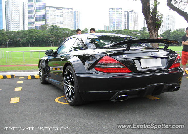 Mercedes SL 65 AMG spotted in Taguig, Philippines