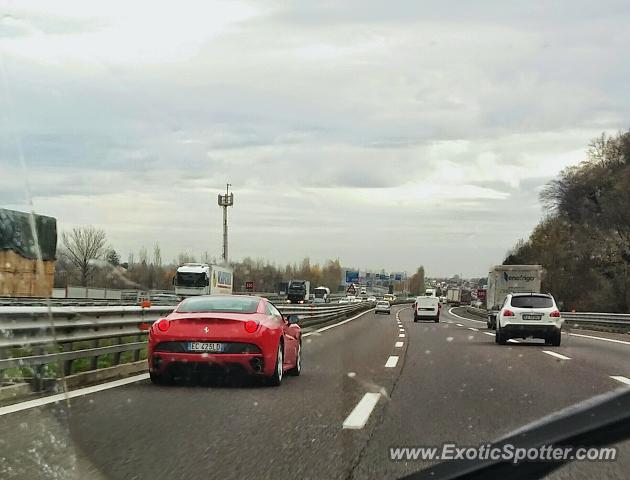 Ferrari California spotted in Venezia, Italy