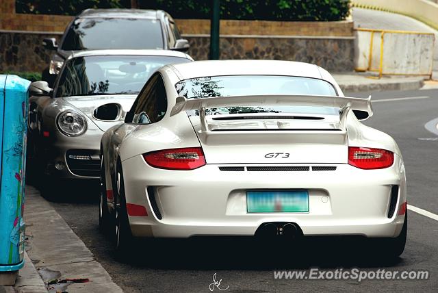 Porsche 911 GT3 spotted in Taguig City, Philippines