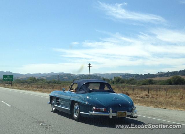 Mercedes 300SL spotted in San Luis Obispo, California
