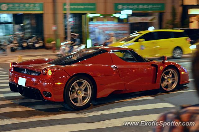 Ferrari Enzo spotted in Kaohsiung, Taiwan