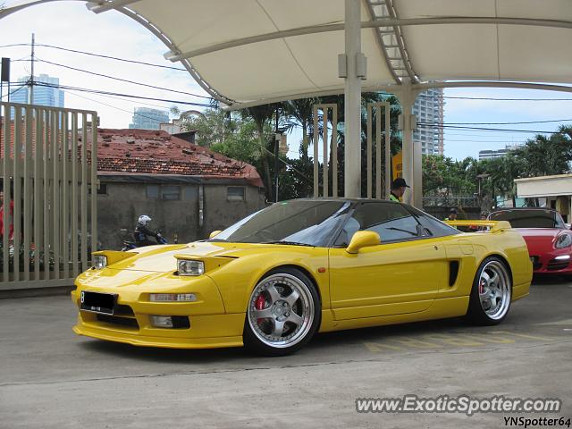 Acura NSX spotted in Jakarta, Indonesia
