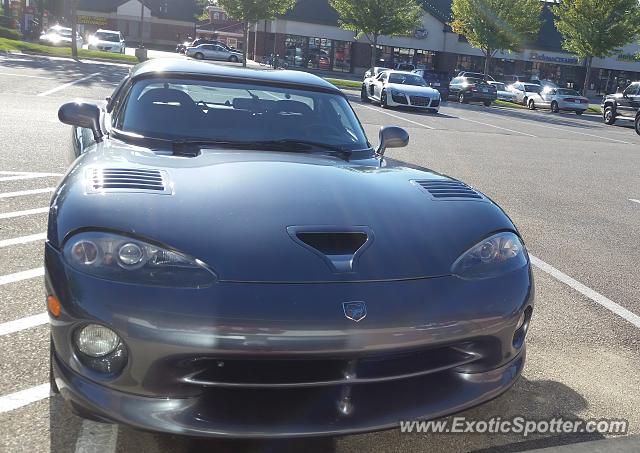 Dodge Viper spotted in Cedar Rapids, Iowa