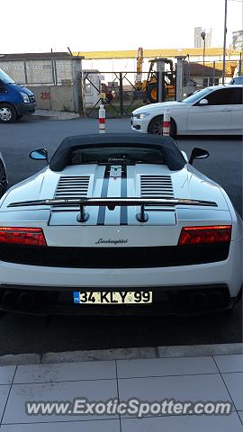 Lamborghini Gallardo spotted in ISTANBUL, Turkey
