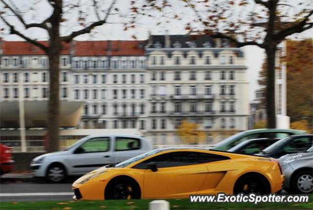 Lamborghini Gallardo spotted in Lyon, France