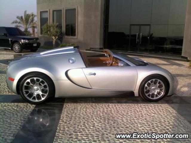 Bugatti Veyron spotted in Ajman, United Arab Emirates