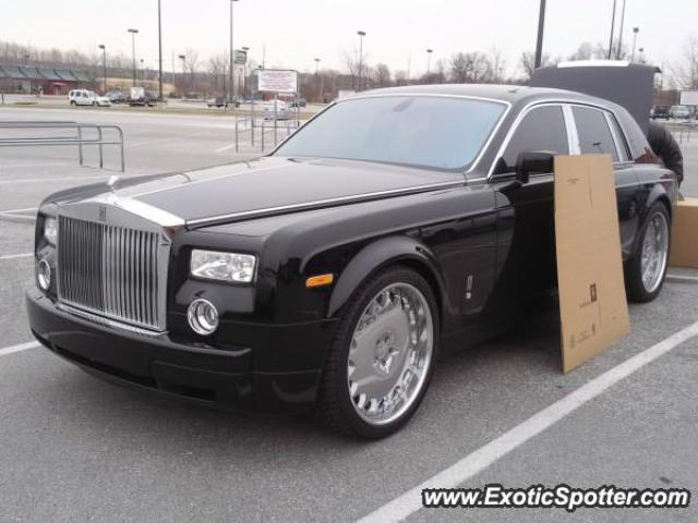Rolls Royce Phantom spotted in St.Charles, Missouri