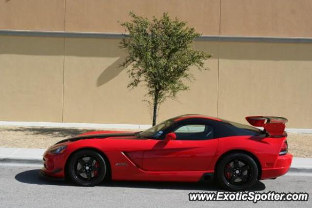Dodge Viper spotted in Garland, Texas