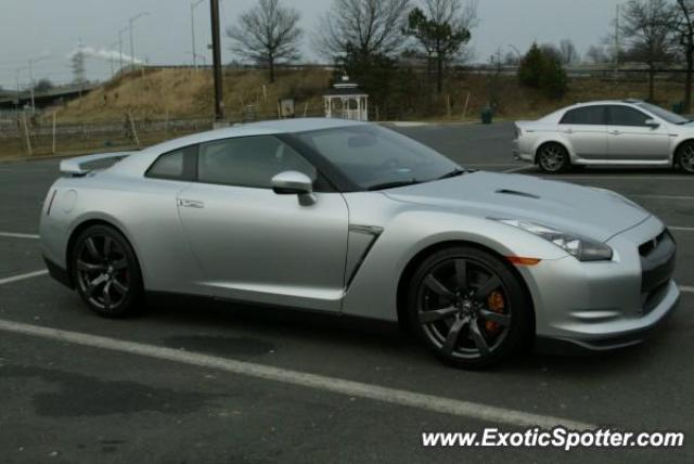 Nissan Skyline spotted in Newark, New Jersey