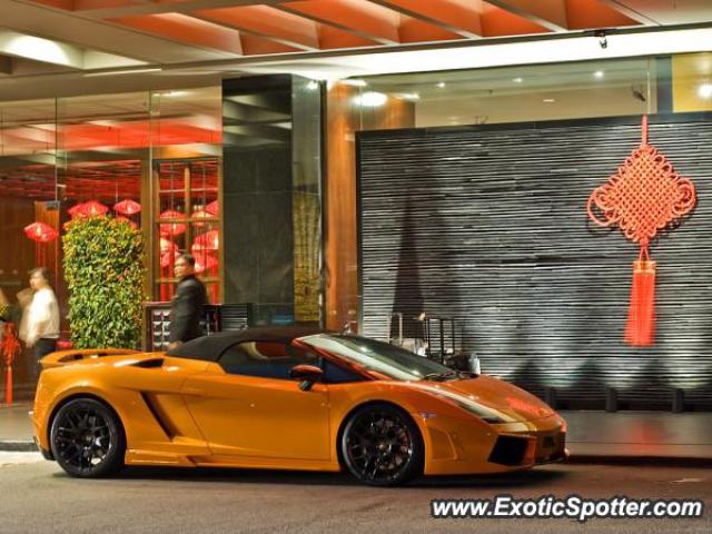 Lamborghini Gallardo spotted in Marina Bay, Singapore