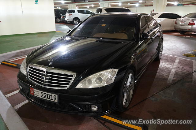Mercedes S65 AMG spotted in Abu Dhabi, United Arab Emirates