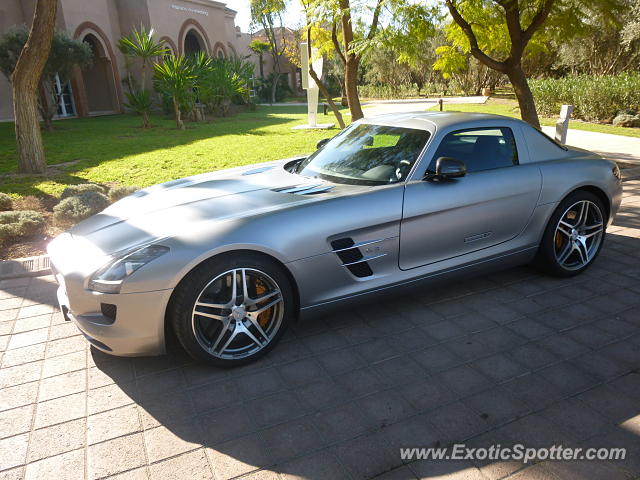 Mercedes SLS AMG spotted in Marrakech, Morocco