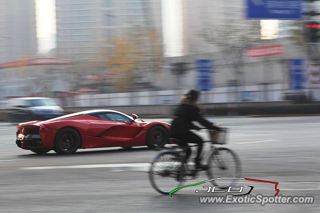 Ferrari LaFerrari spotted in Shanghai, China