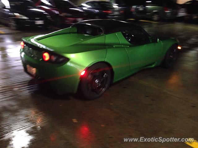 Tesla Roadster spotted in Rockville, Maryland