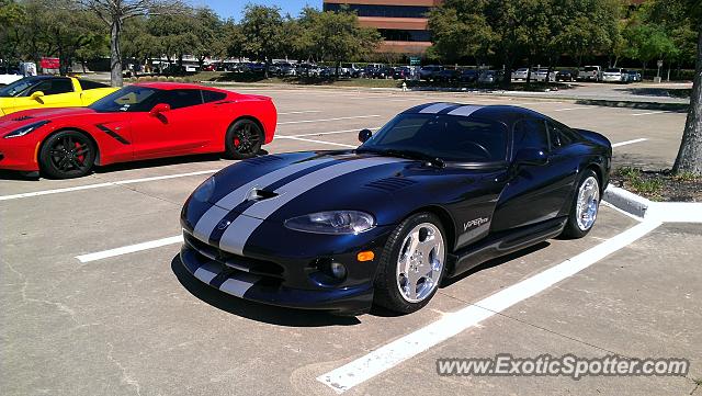 Dodge Viper spotted in Plano, Texas