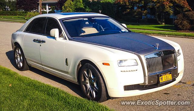Rolls-Royce Ghost spotted in Spring Lake, New Jersey
