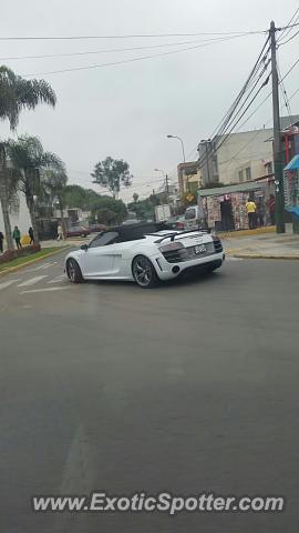 Audi R8 spotted in Lima, Peru