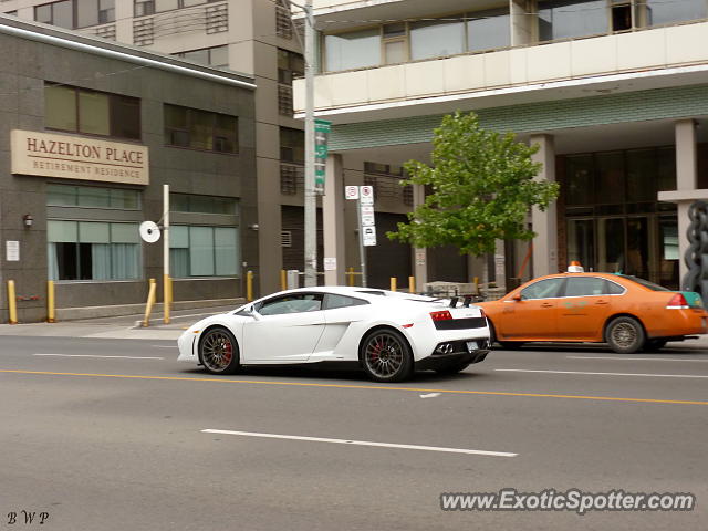 Lamborghini Gallardo spotted in Toronto, Canada