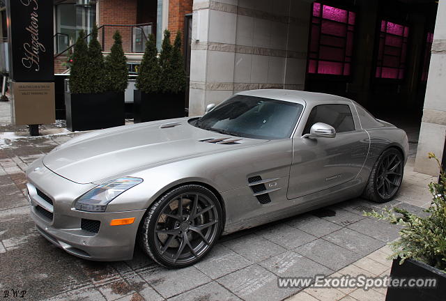 Mercedes SLS AMG spotted in Toronto, Canada
