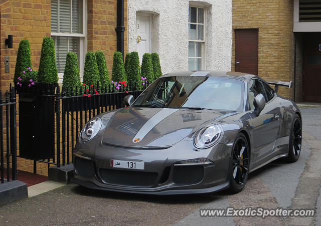Porsche 911 GT3 spotted in London, United Kingdom