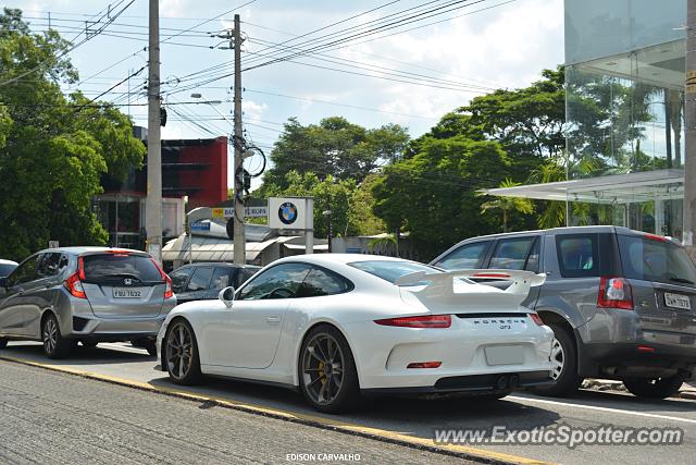 Porsche 911 GT3 spotted in São Paulo, Brazil