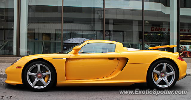 Porsche Carrera GT spotted in Toronto, Canada