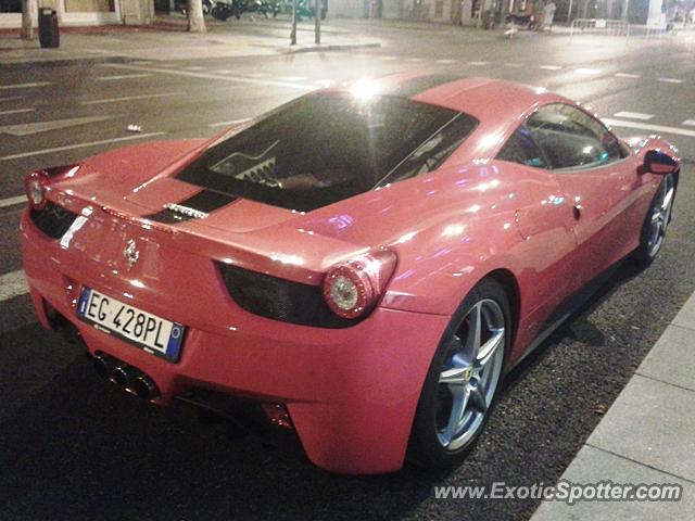 Ferrari 458 Italia spotted in Madrid, Spain