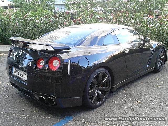 Nissan GT-R spotted in Madrid, Spain