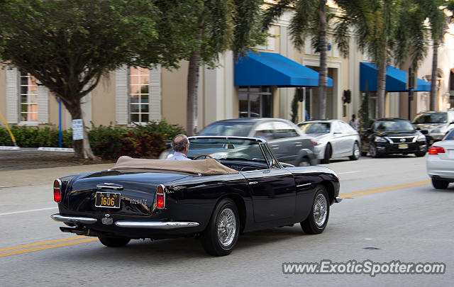 Aston Martin DB5 spotted in Palm Beach, Florida