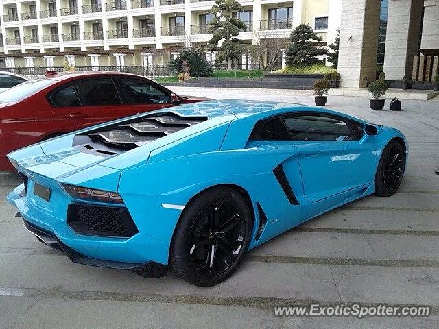 Lamborghini Aventador spotted in Shanghai, China