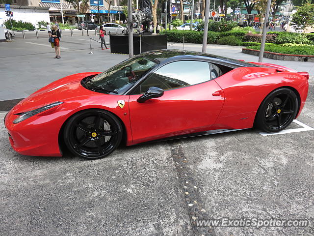 Ferrari 458 Italia spotted in Singapore, Singapore
