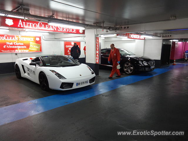 Lamborghini Gallardo spotted in Paris, France