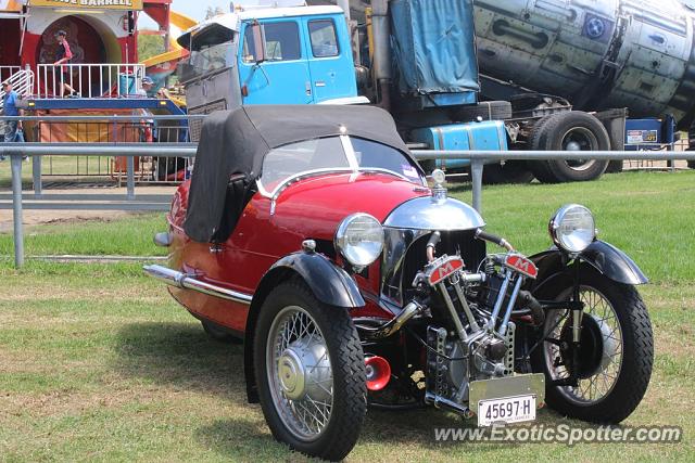 Morgan Aero 8 spotted in Southcoast, Australia