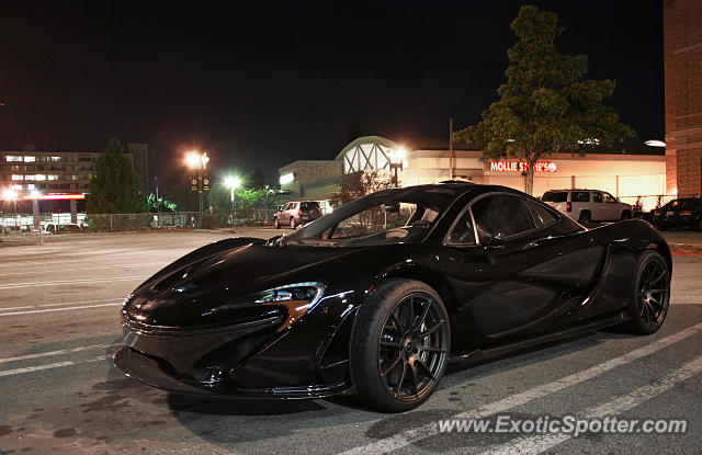 Mclaren P1 spotted in Burlingame, California