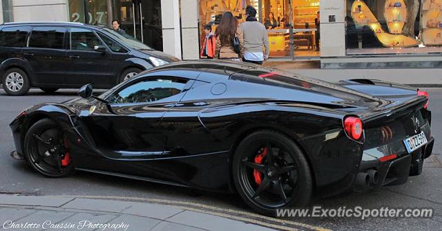 Ferrari LaFerrari spotted in London, United Kingdom