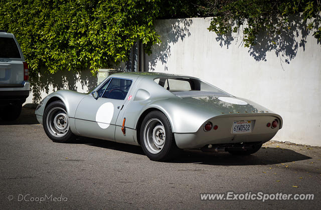 Porsche Carrera GT spotted in Palm Springs, California