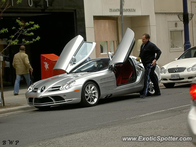 Mercedes SLR spotted in Toronto, Canada